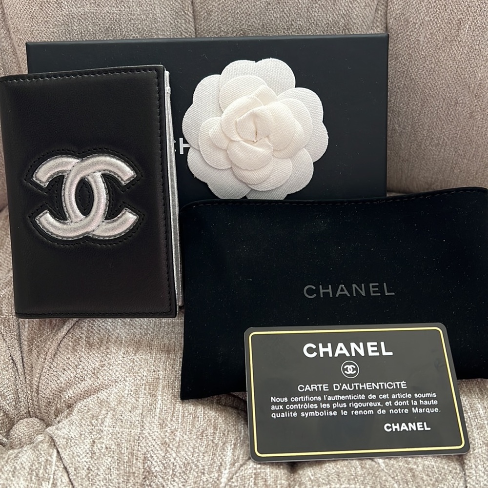 Chanel ID/Card Holder NEW